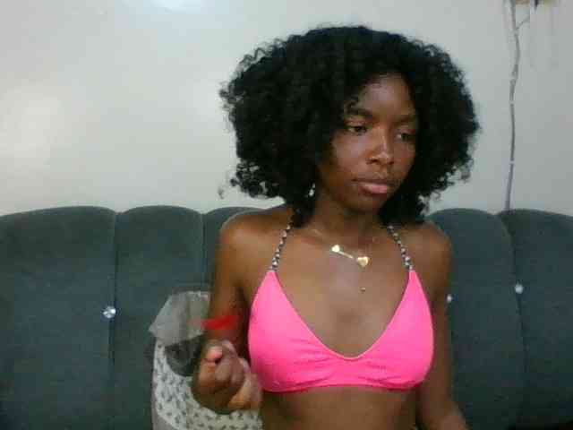 Ebony-slut254 webcam