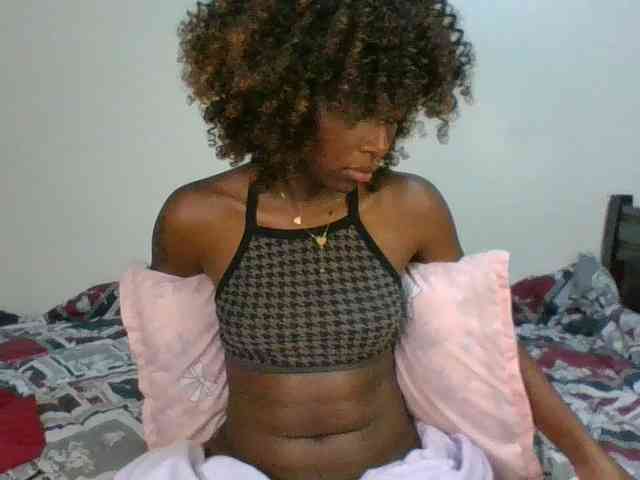 Ebony-slut254 webcam