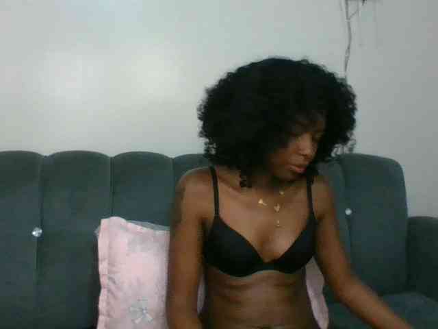 Ebony-slut254 webcam