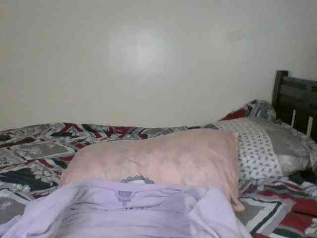 Ebony-slut254 webcam