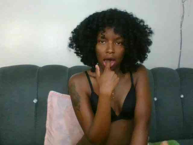 Ebony-slut254 webcam