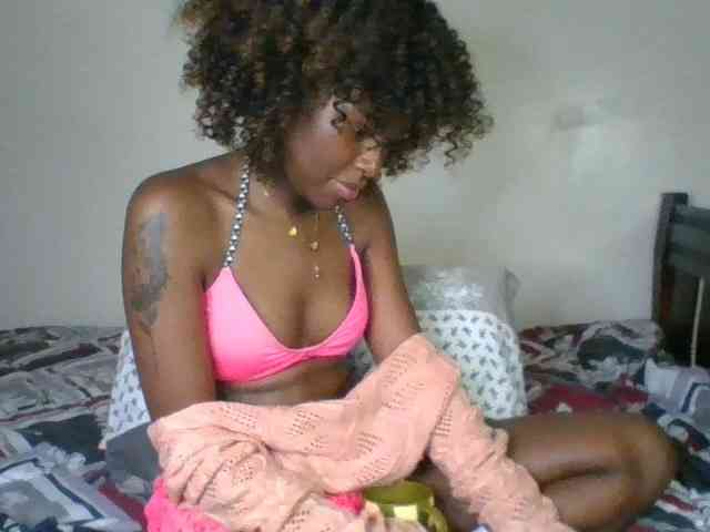 Ebony-slut254 webcam