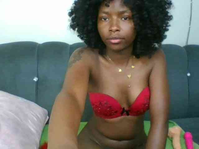 Ebony-slut254 webcam