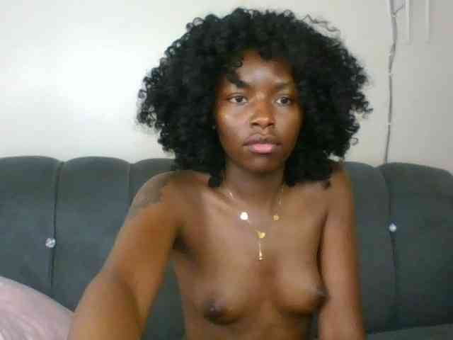 Ebony-slut254 webcam