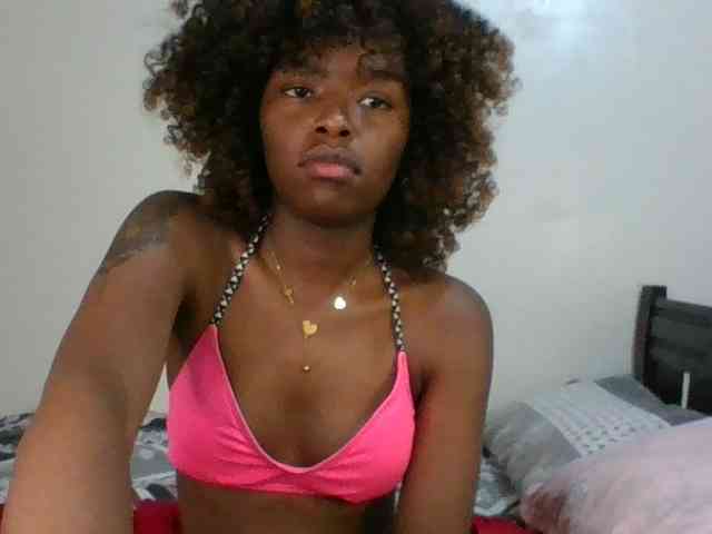 Ebony-slut254 webcam
