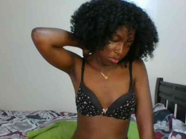 Ebony-slut254