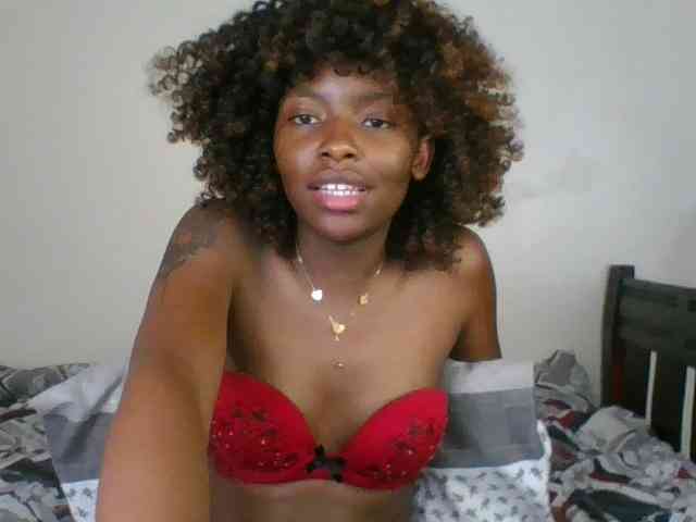 Ebony-slut254 webcam