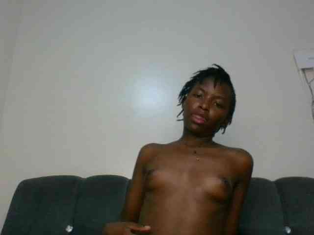 Ebony-slut254 webcam