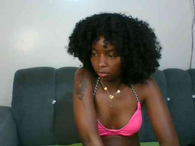 Ebony-slut254 webcam