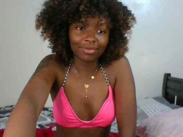 Ebony-slut254 webcam