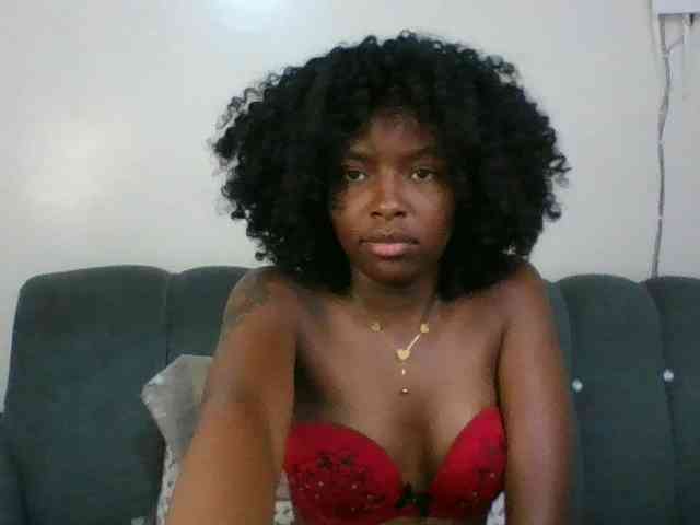 Ebony-slut254 webcam