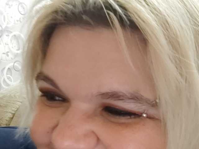 Klostea13 live cam on BongaCams