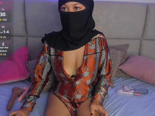 Diliaa live cam on BongaCams