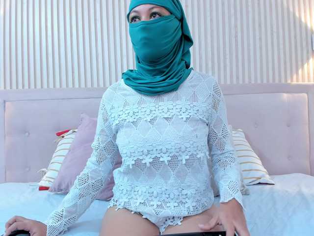 Diliaa live cam on BongaCams