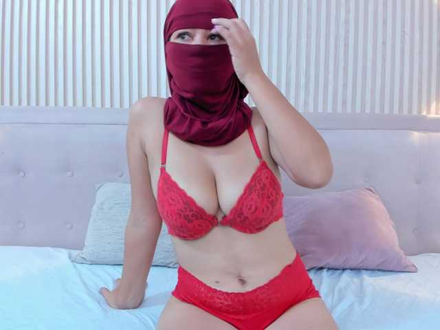 Diliaa live cam on BongaCams