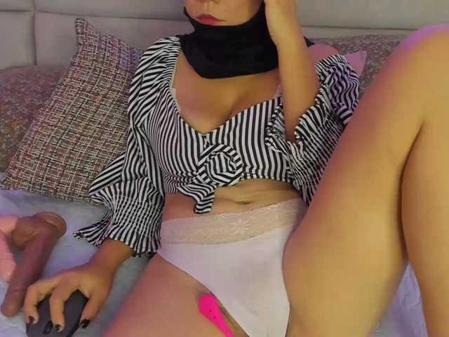 Diliaa live cam on BongaCams