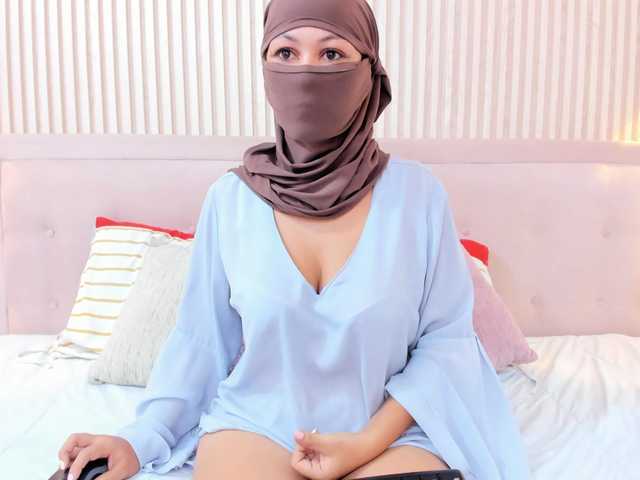 Diliaa live cam on BongaCams