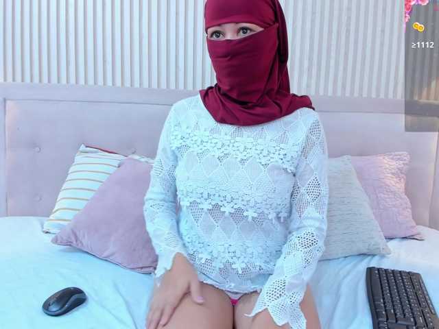 Diliaa live cam on BongaCams