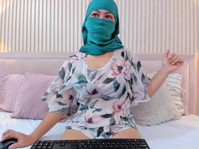 Diliaa live cam on BongaCams