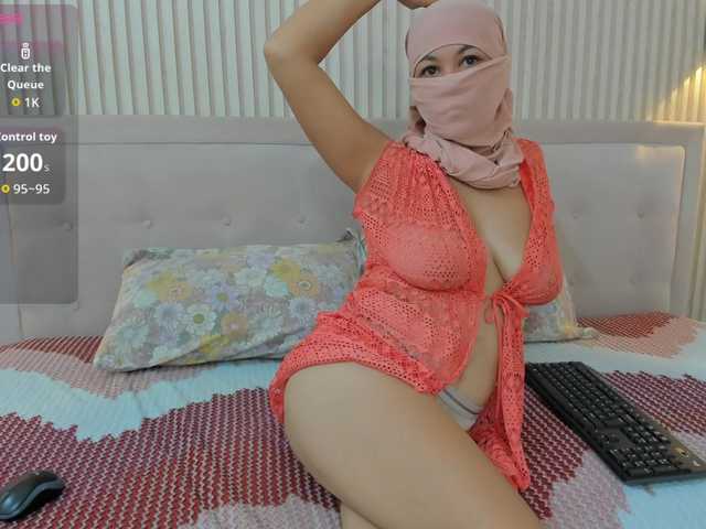 Diliaa live webcam show