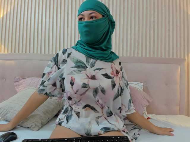 Diliaa live cam on BongaCams