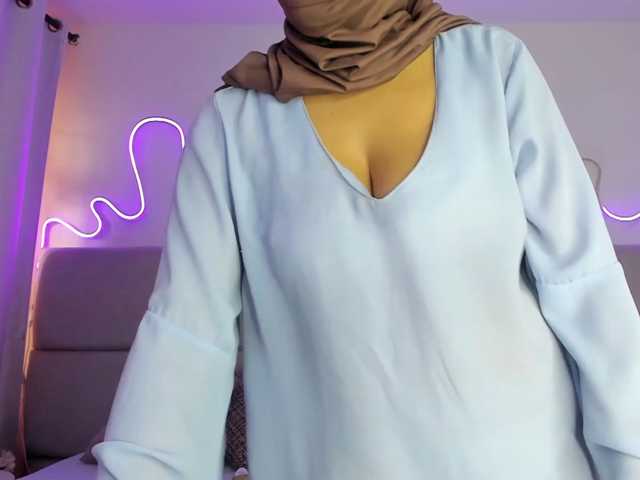 Diliaa live cam on BongaCams
