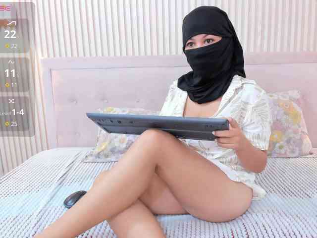 Diliaa Live Webcam on BongaCams