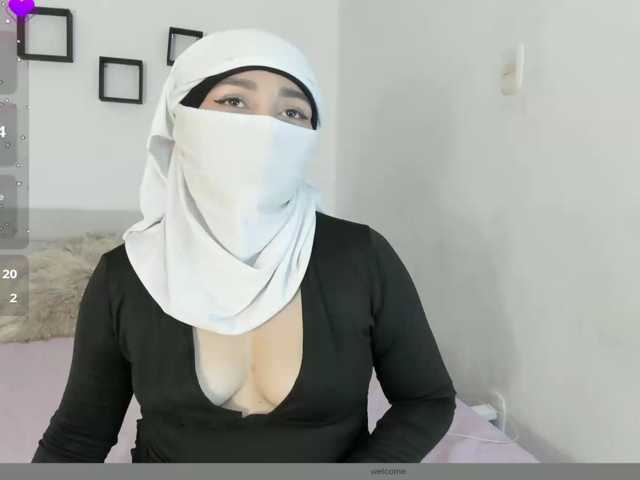 Kamari- live cam on BongaCams