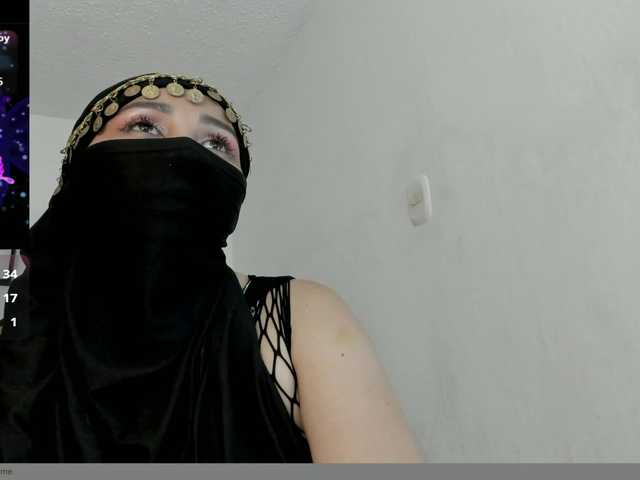 Kamari- live cam on BongaCams