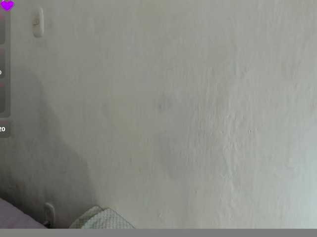 Kamari- live cam on BongaCams