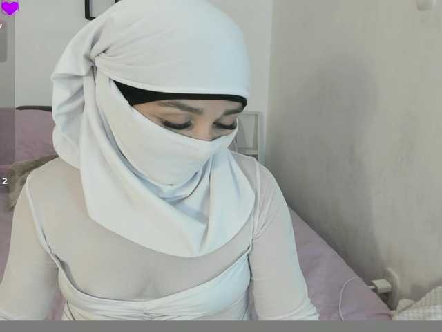 Kamari- live cam on BongaCams