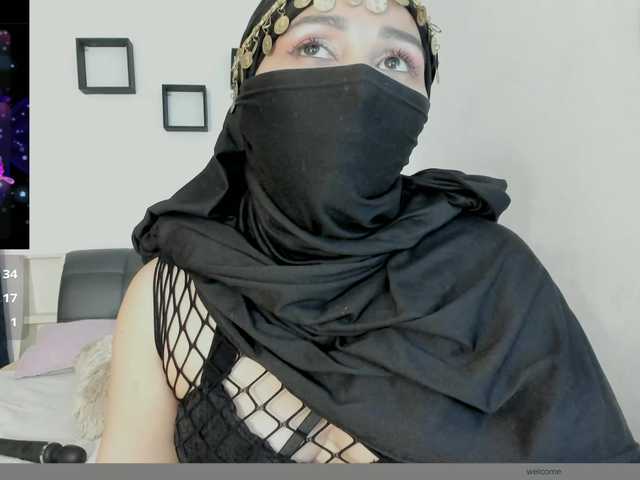 Kamari- live cam on BongaCams