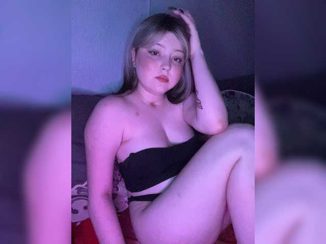 Cherybaby-0 live cam on BongaCams