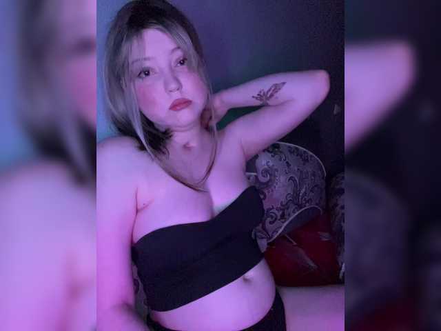 Cherybaby-0 live webcam show