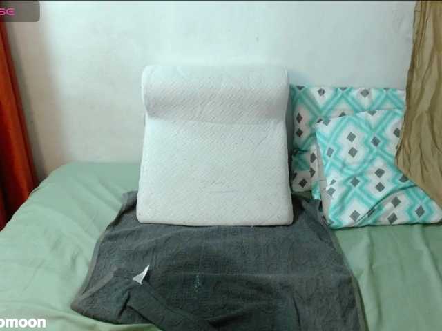 LEUKSNOMOONSEX live cam on BongaCams