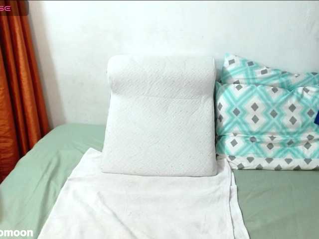 LEUKSNOMOONSEX live cam on BongaCams
