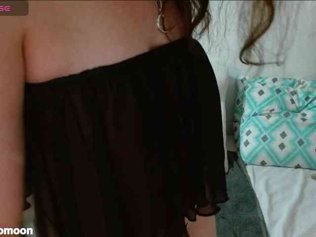 LEUKSNOMOONSEX webcam