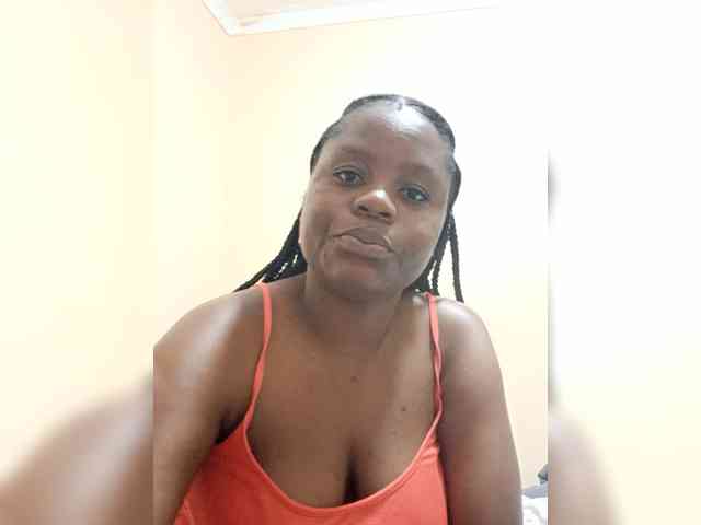 Tillah webcam