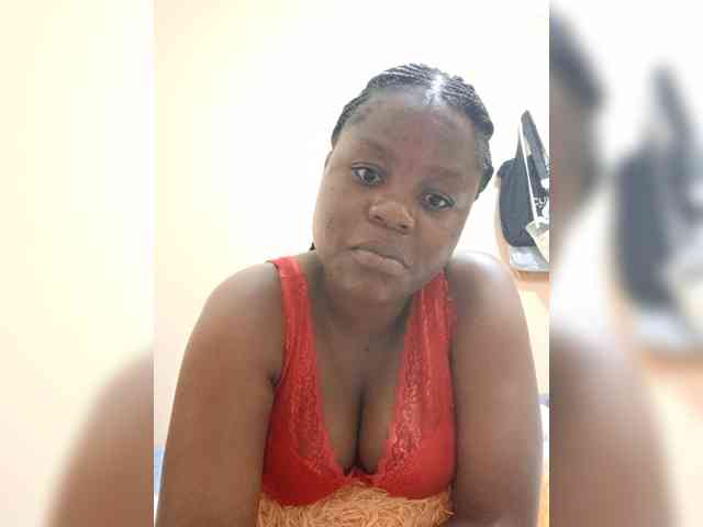 Tillah webcam