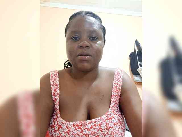 Tillah webcam