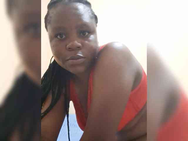 Tillah webcam