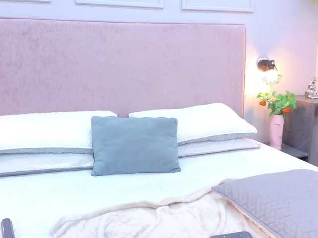 Serenne live cam on BongaCams
