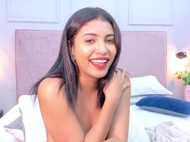 Serenne live cam on BongaCams