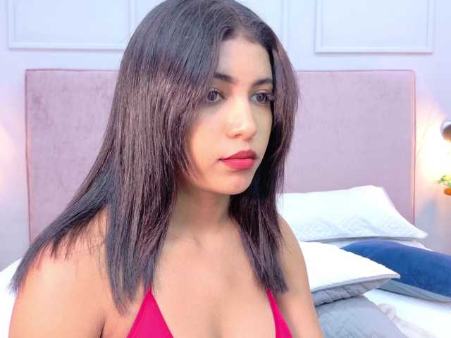 Serenne live cam preview