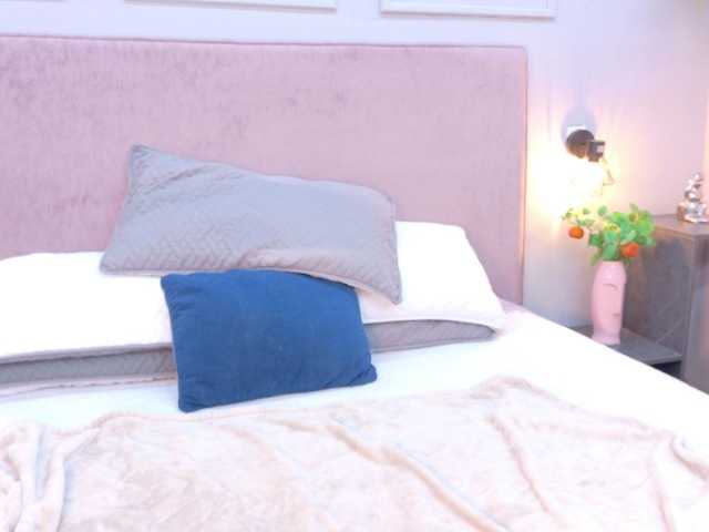 Serenne live cam on BongaCams