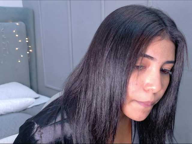 Serenne live cam on BongaCams