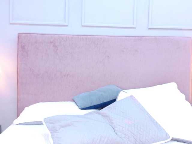Serenne live cam on BongaCams