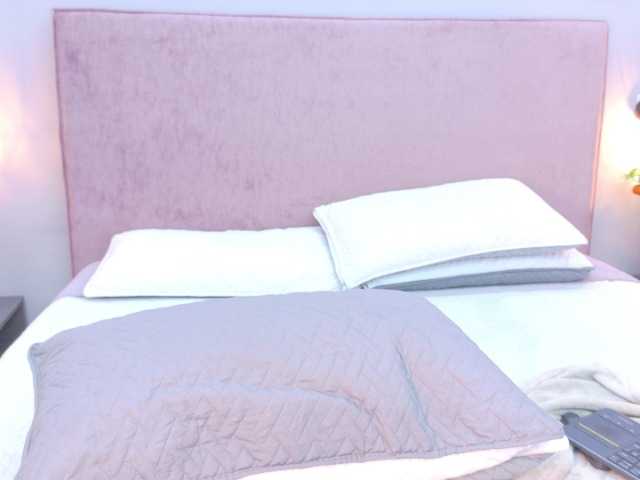 Serenne live cam on BongaCams
