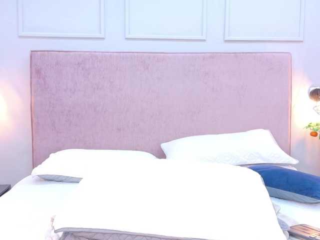 Serenne live cam on BongaCams