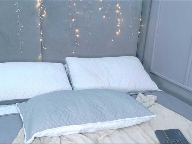 Serenne live cam